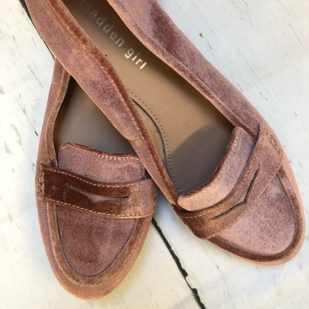 MADDEN GIRL Women’s Slip On Shoes Size 10